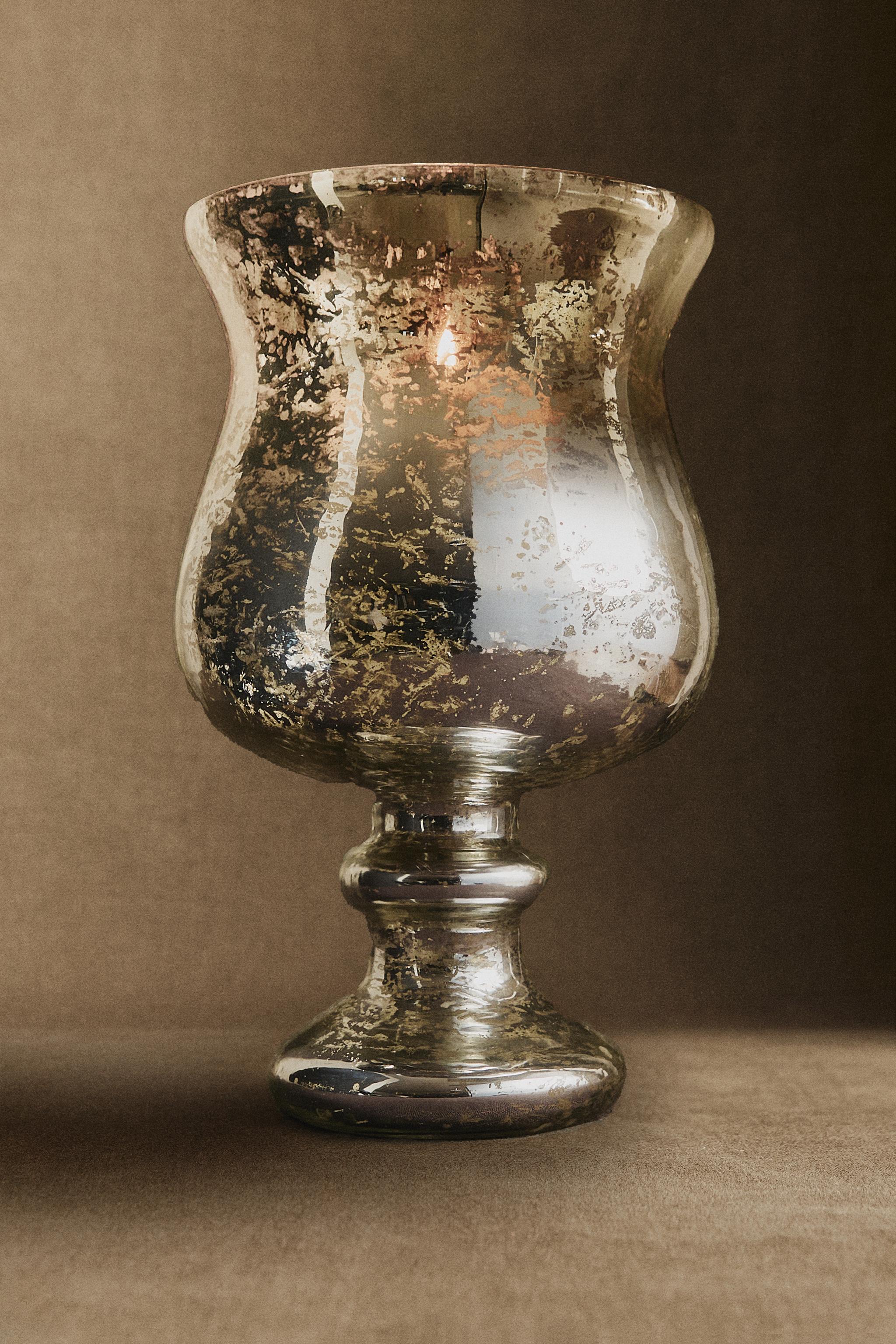 CHRISTMAS GLASS TEALIGHT HOLDER